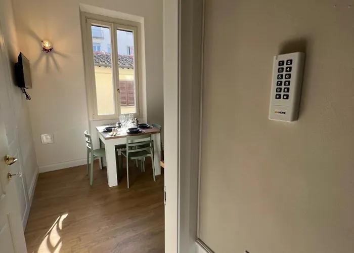 Flo Liberta' Apartment Florenz